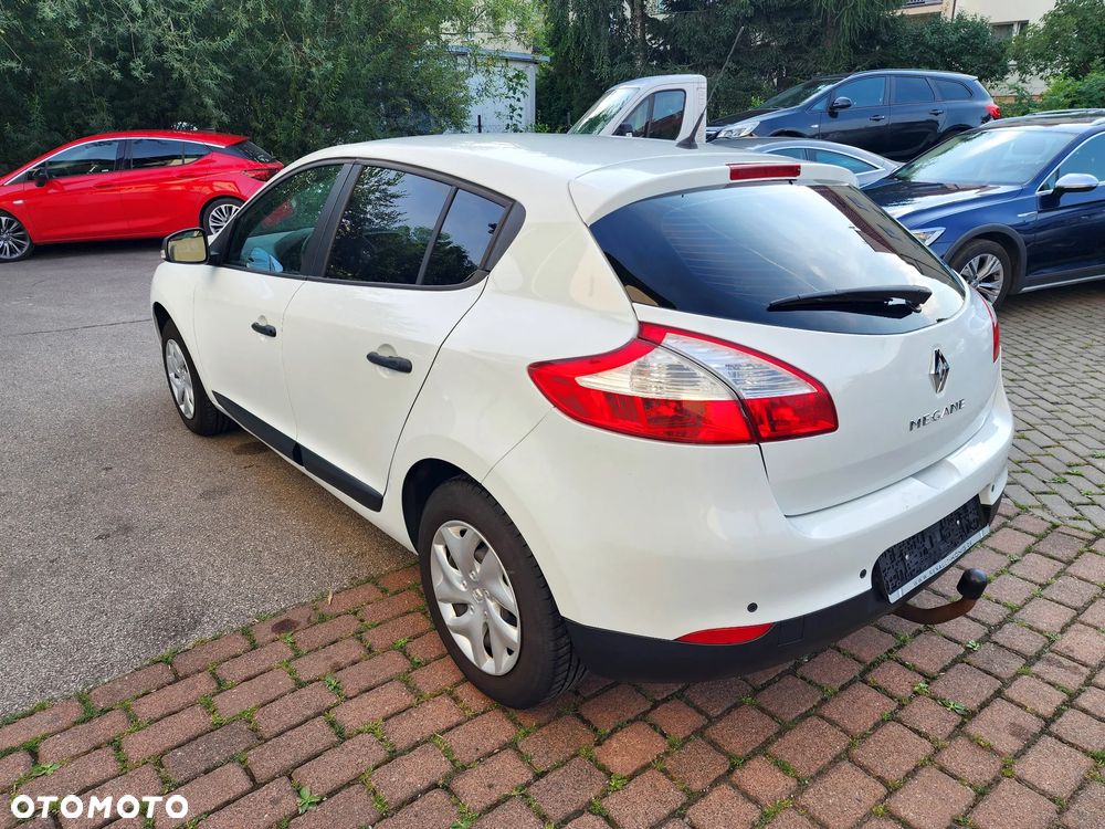 Renault Megane 1.6 16V 100 Authentique - 6