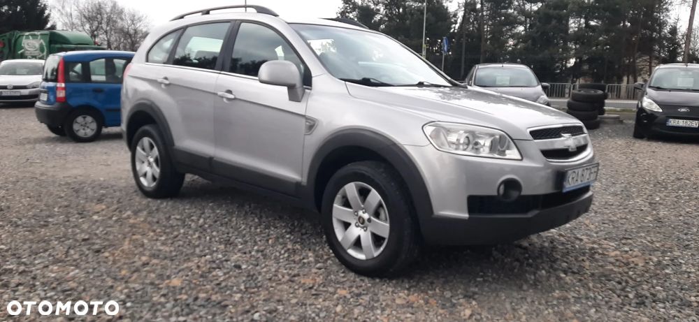 Chevrolet Captiva 2.4 2WD 7 Sitzer LS - 2