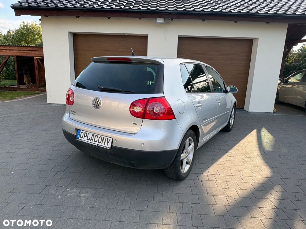 Volkswagen Golf 1.6 United - 4