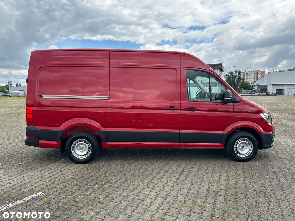 Volkswagen Crafter 35 2.0 TDI L3H3 3640 177 KM - 9