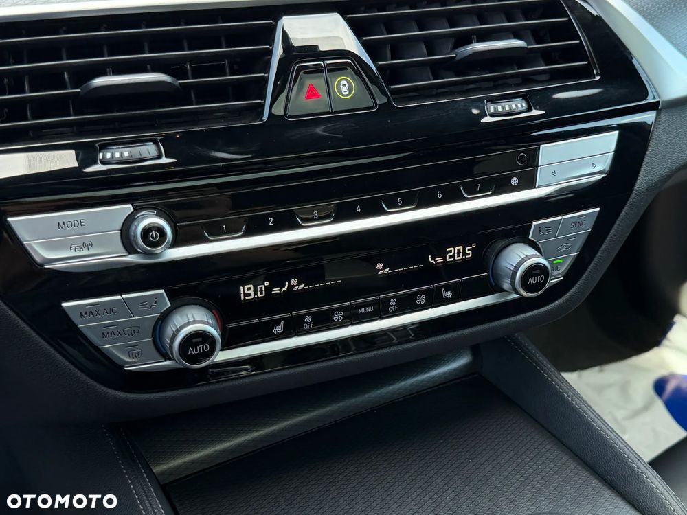 BMW Seria 5 520d xDrive MHEV M Sport sport - 23