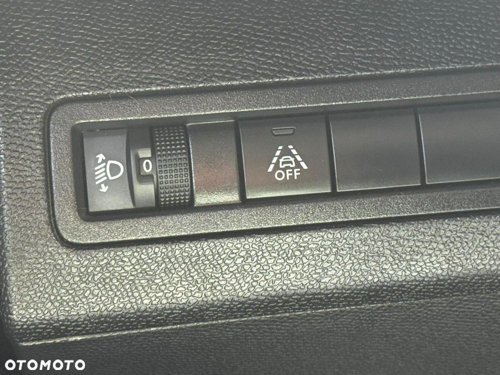 Peugeot 3008 - 16