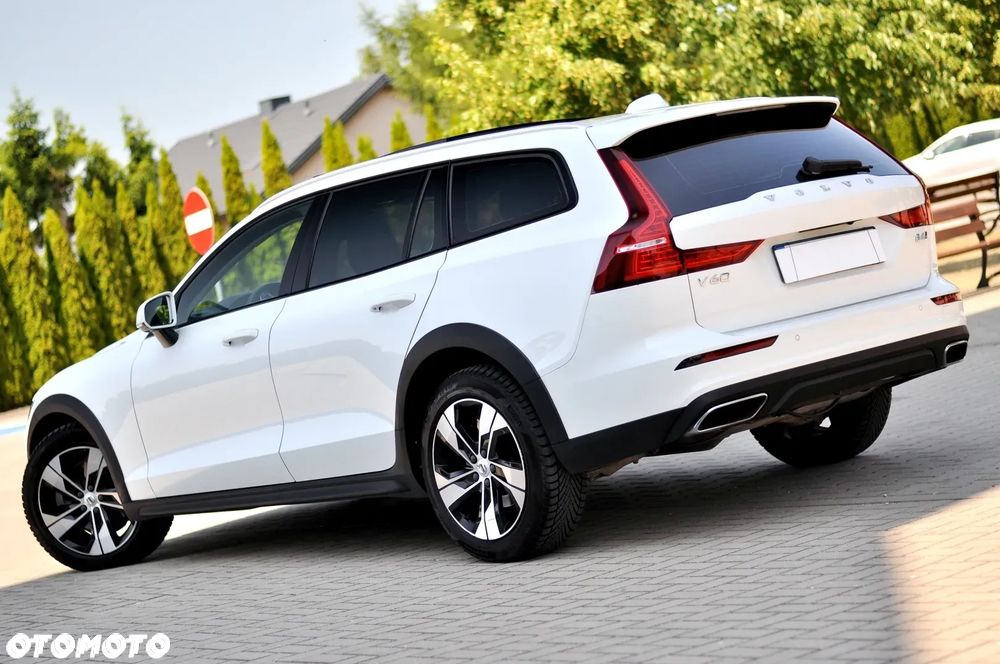 Volvo V60 Cross Country B4 D AWD Geartronic - 14