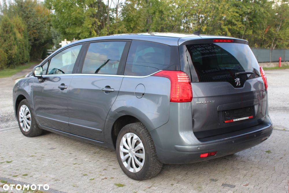 Peugeot 5008 2.0 HDi Premium - 6