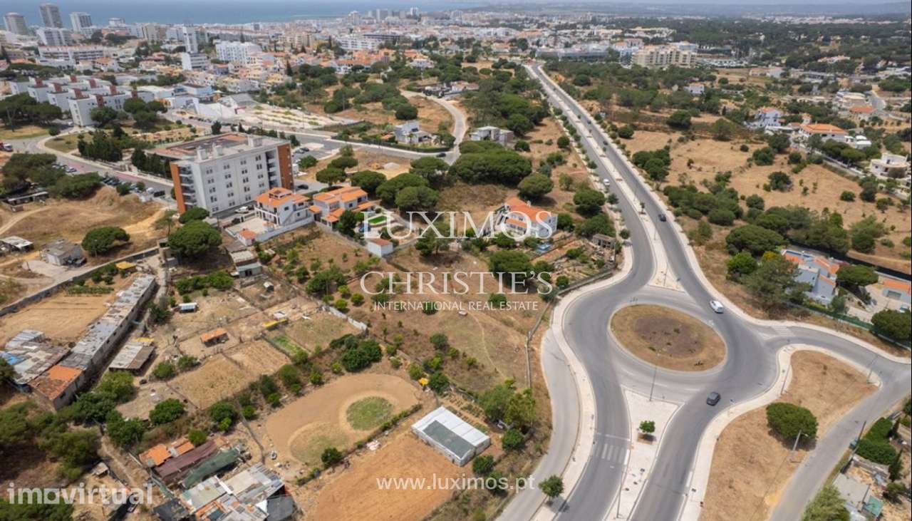 Terreno misto para venda em Quarteira, Algarve - Grande imagem: 3/17