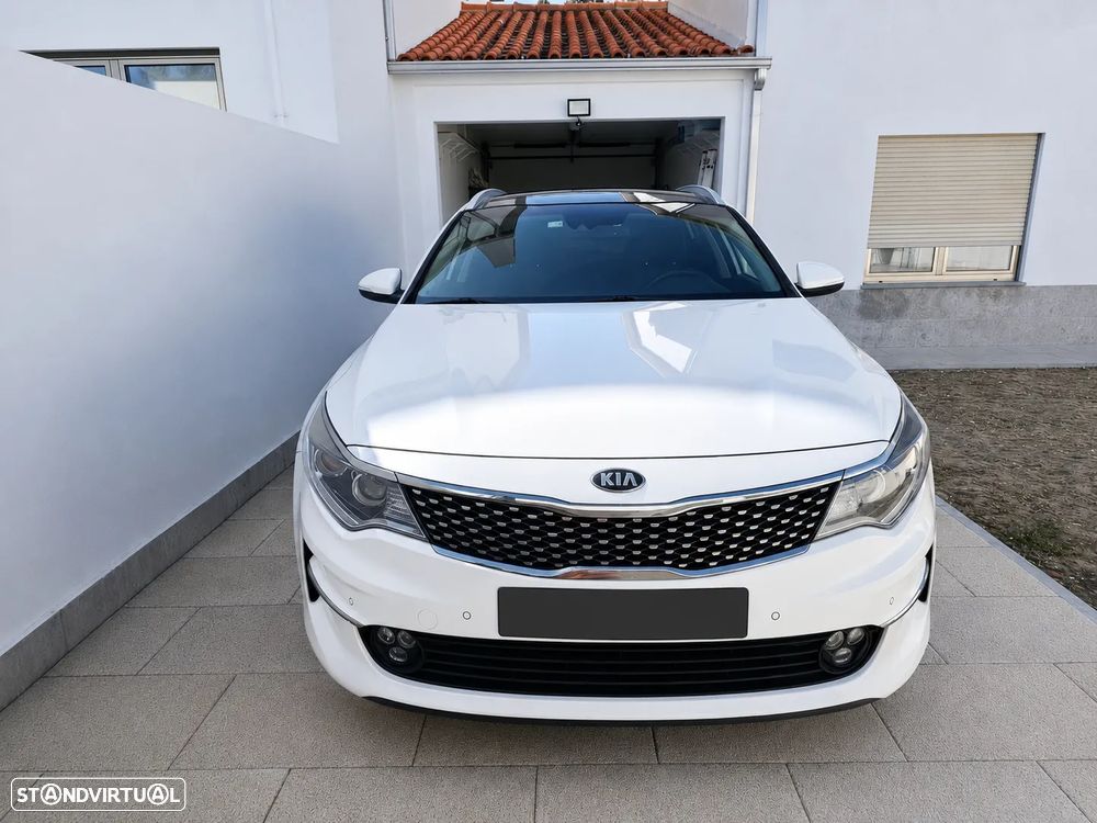 Kia Optima SW - 1