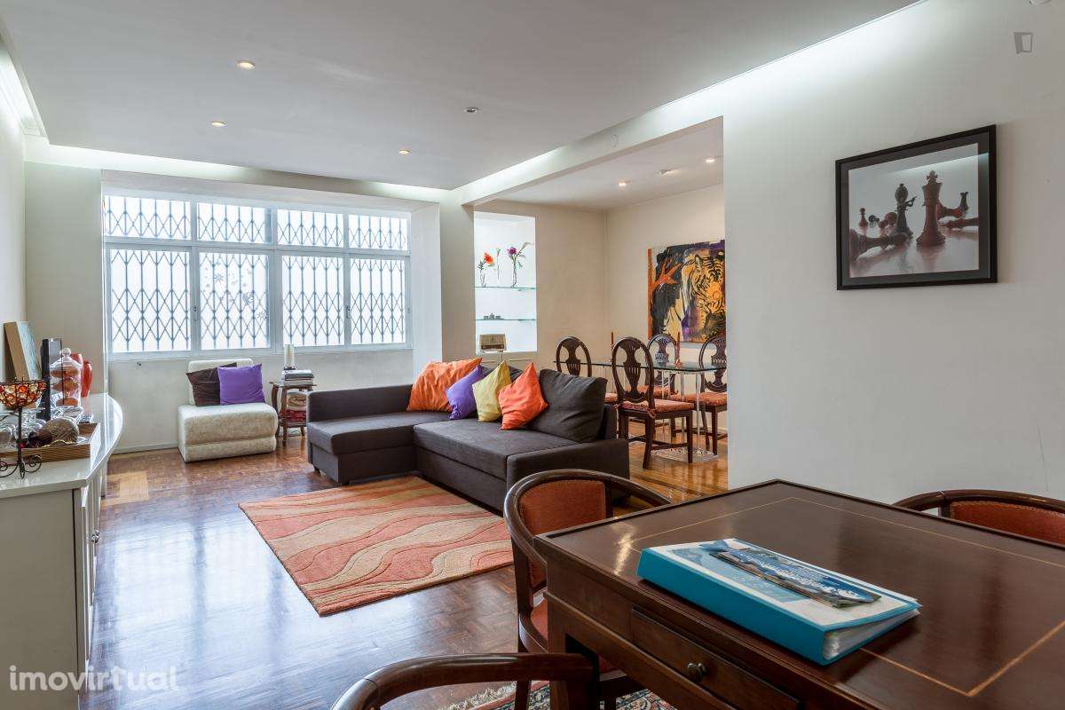 Apartamento com 2 quartos - localizado em Senhora da Hora Porto - Grande imagem: 5/25