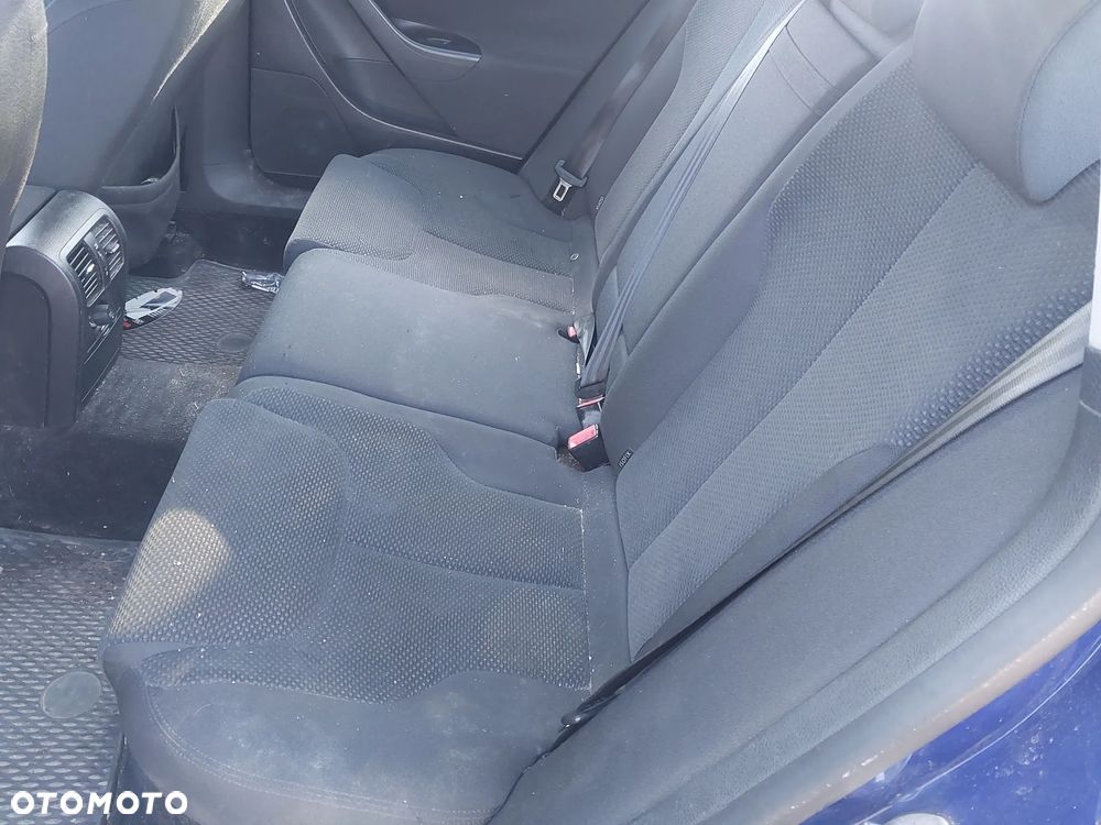 Volkswagen Passat B6 KOMBI silnik kompletny 2.0 TDI 140KM BKP Bmn Bmr Bkd Blb Bre Brf Brd Bsy Byl Bma Bwc skrzynia biegów JLU 6 biegów sprzęgło dwumasa lewarek drzwi prawe lewe przód tył klapa lusterko NIEBIESKI LC5E listwy chrom turbina turbosprężarka pompa maglownica zwrotnica zacisk kokpit panel dekory boczek drzwi tapicerka podsufitka podszybie fotel zestaw startowy sterownik szyba zamek lampa blenda wykładzina alufelgi roleta podłokietnik mechanizm tempomat kolektor osłona dolot tłumik wydech NA CZĘŚCI WSZYSTKIE CZĘŚCI - 18