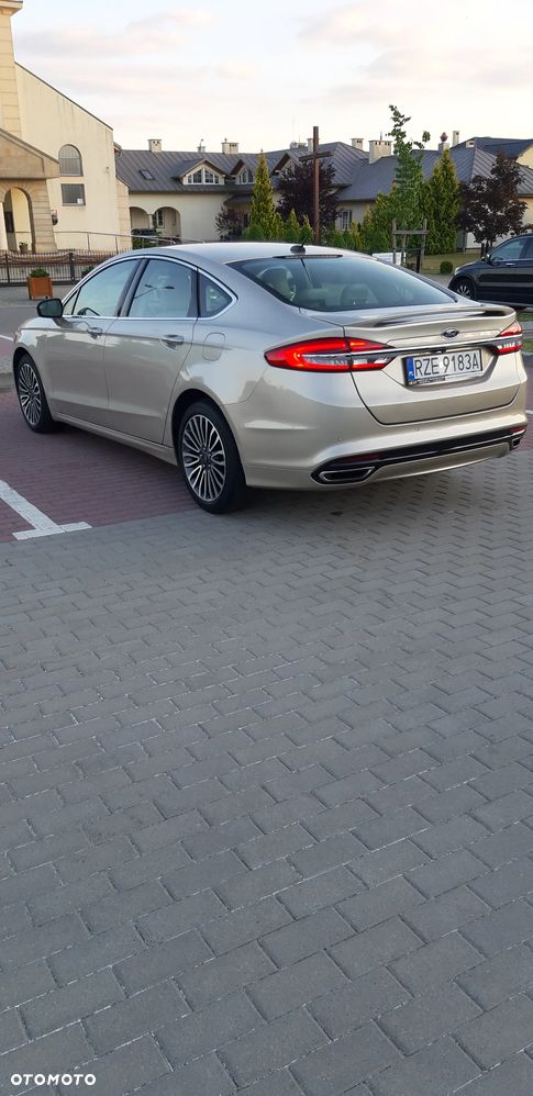 Ford Fusion - 3