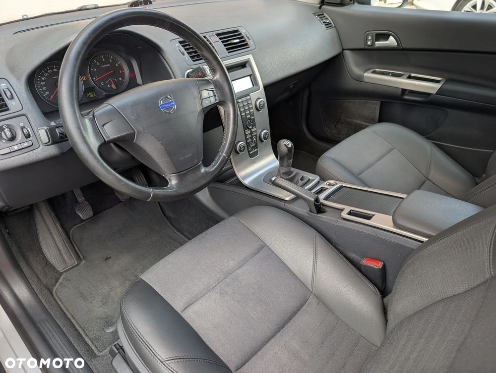 Volvo C30 1.8 Momentum - 16