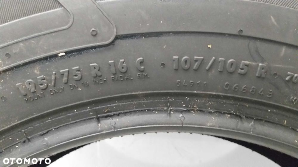 3190 sztuka 195/75R16C 107/105R  Semperit VanLife dot.0115r. - 2