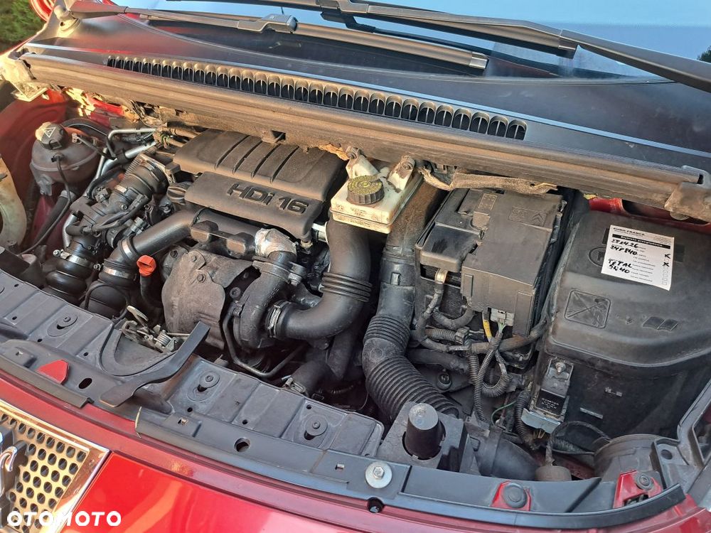 Peugeot 3008 1.6 HDi Trendy - 4