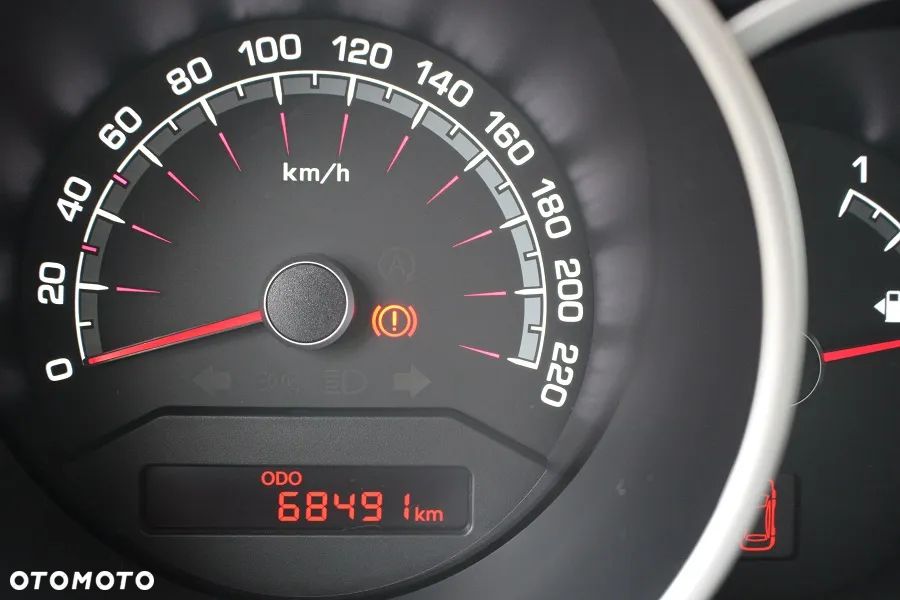 Kia Venga 1.6 M - 13
