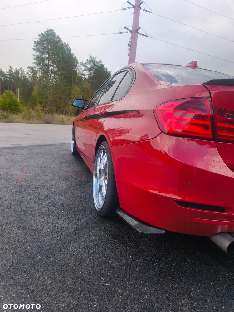 BMW Seria 3 - 26