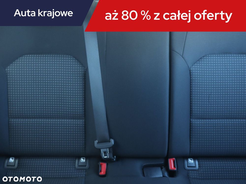 Kia Ceed - 12