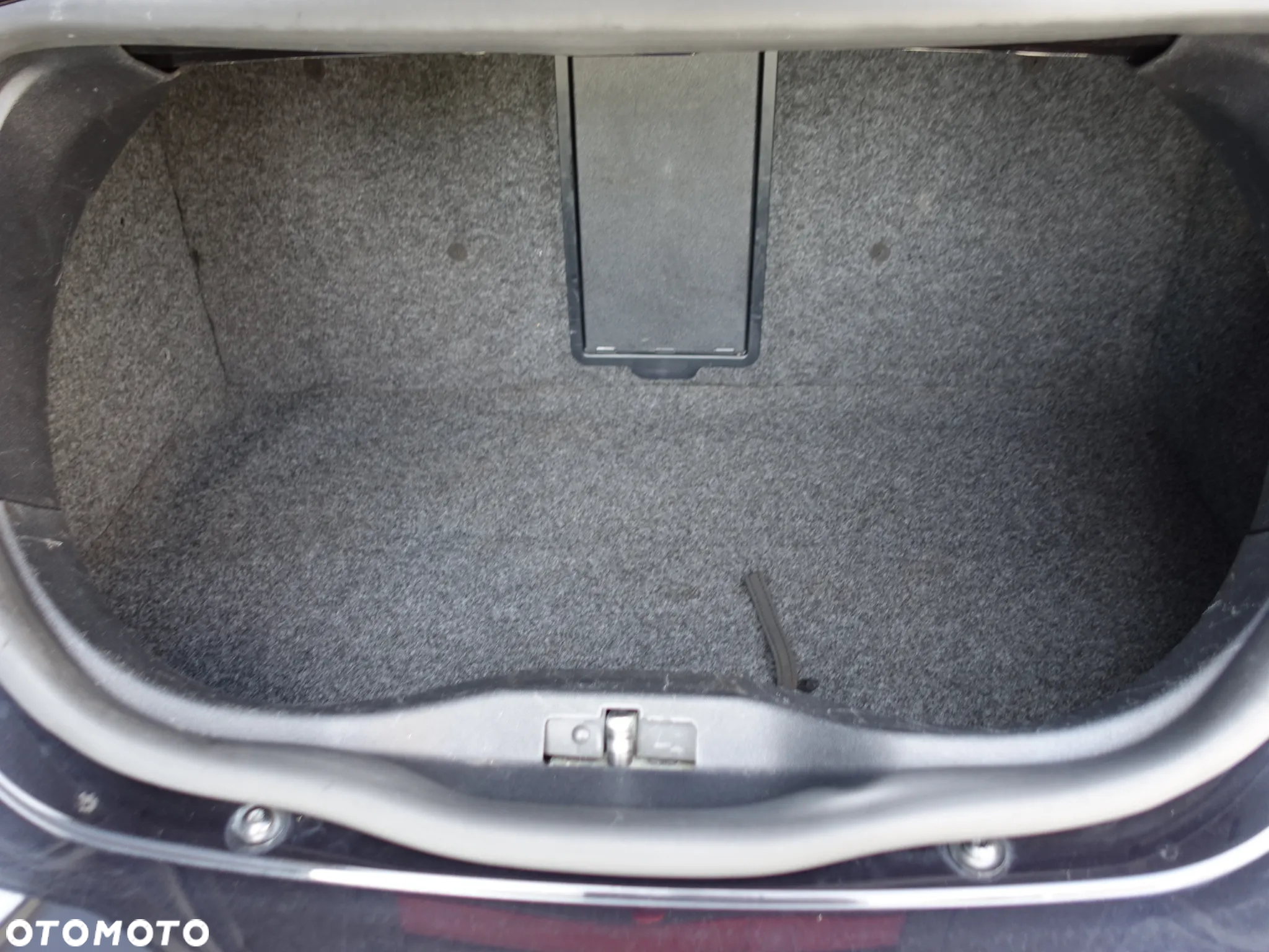 Volkswagen New Beetle Cabriolet 1.8 - 32