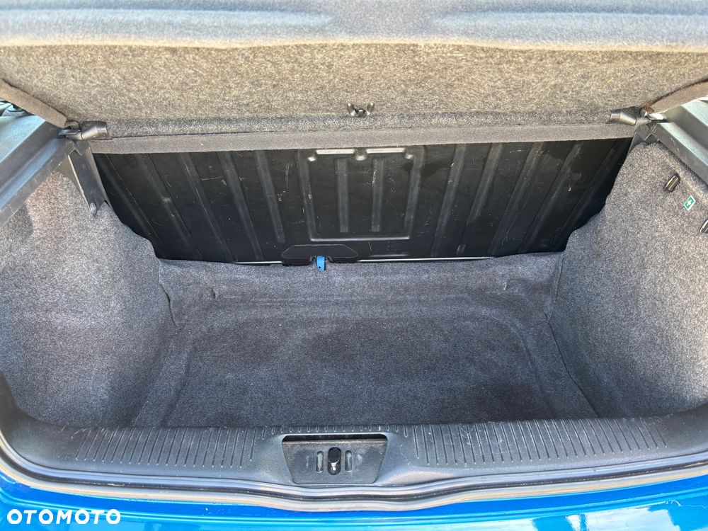 Volkswagen Polo 1.4 Basis - 32