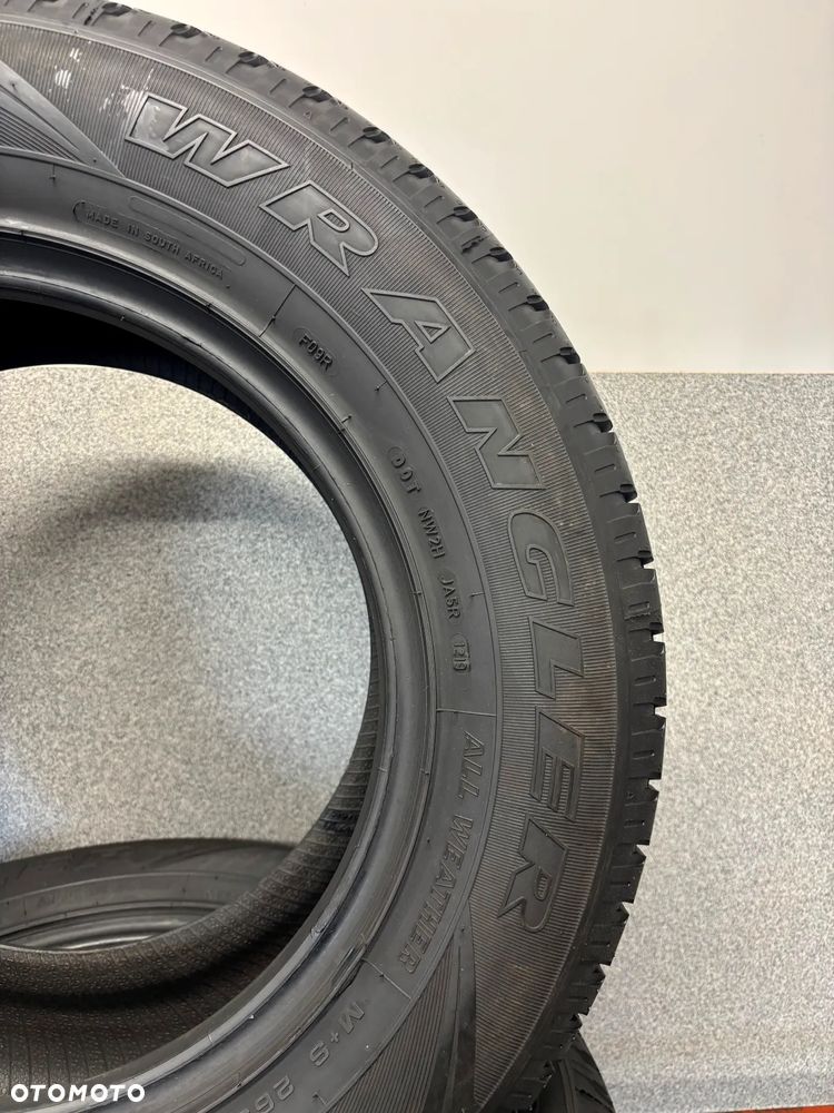 2 OPONY ZIMOWE GOODYEAR 265/65/17 112H  HP,M+S - 8