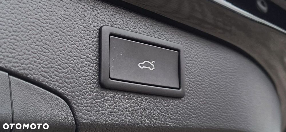 Volkswagen Passat - 29