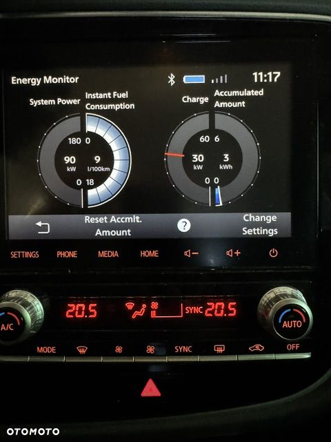 Mitsubishi Outlander - 24