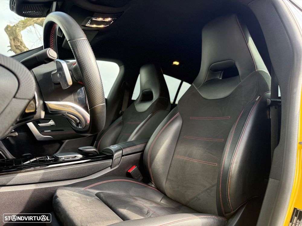 Mercedes-Benz CLA 250 e AMG Line - 14