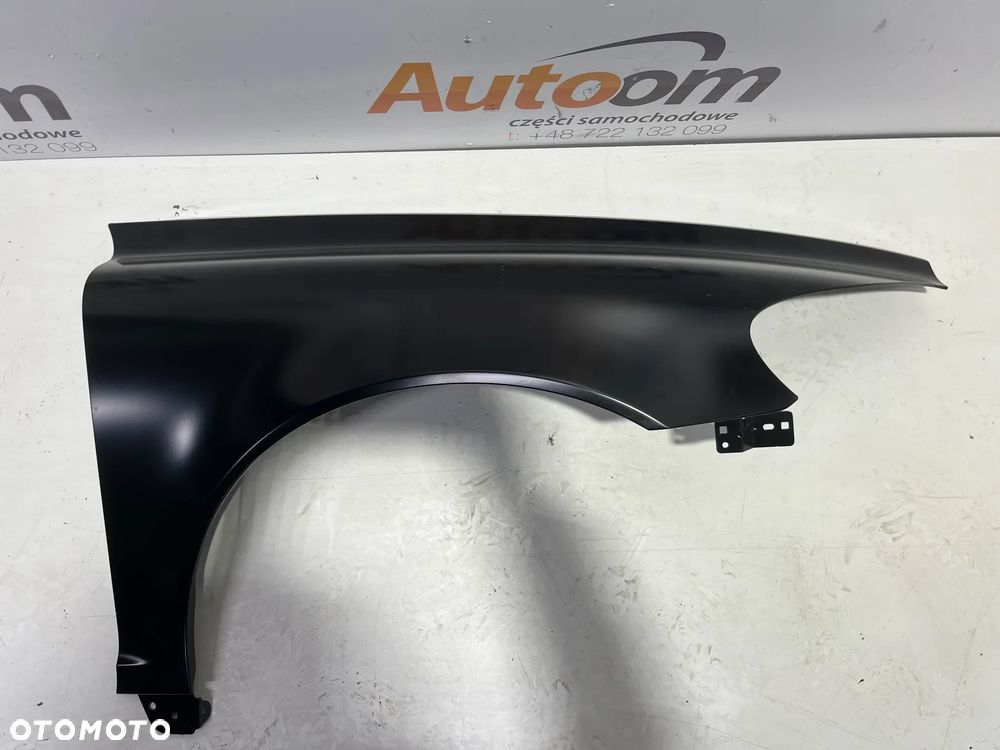 VOLVO C70 II BŁOTNIK PRAWY PRZEDNI PRZÓD 31253524 - 1
