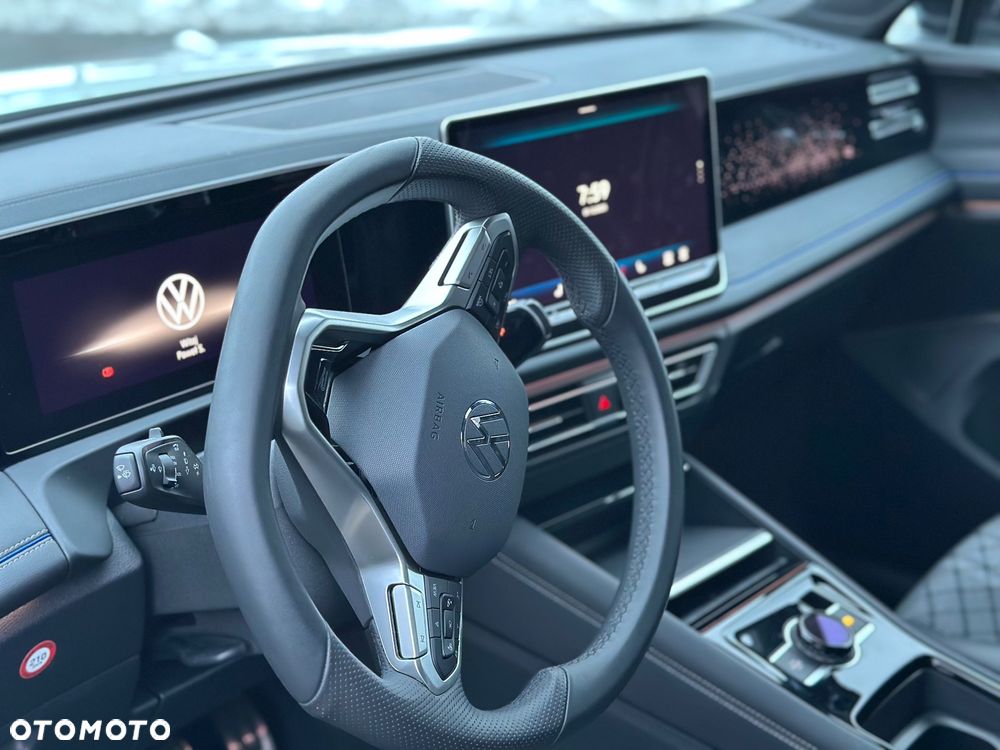 Volkswagen Tiguan 2.0 TDI SCR DSG R-Line - 27