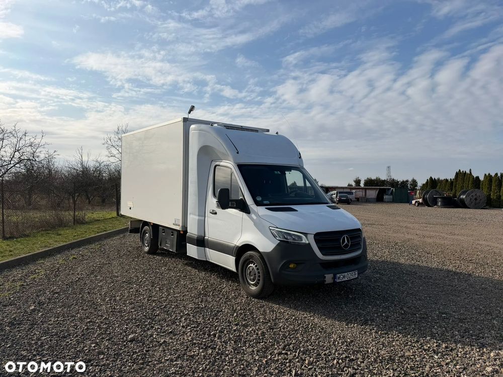 Mercedes-Benz SPRINTER - 1