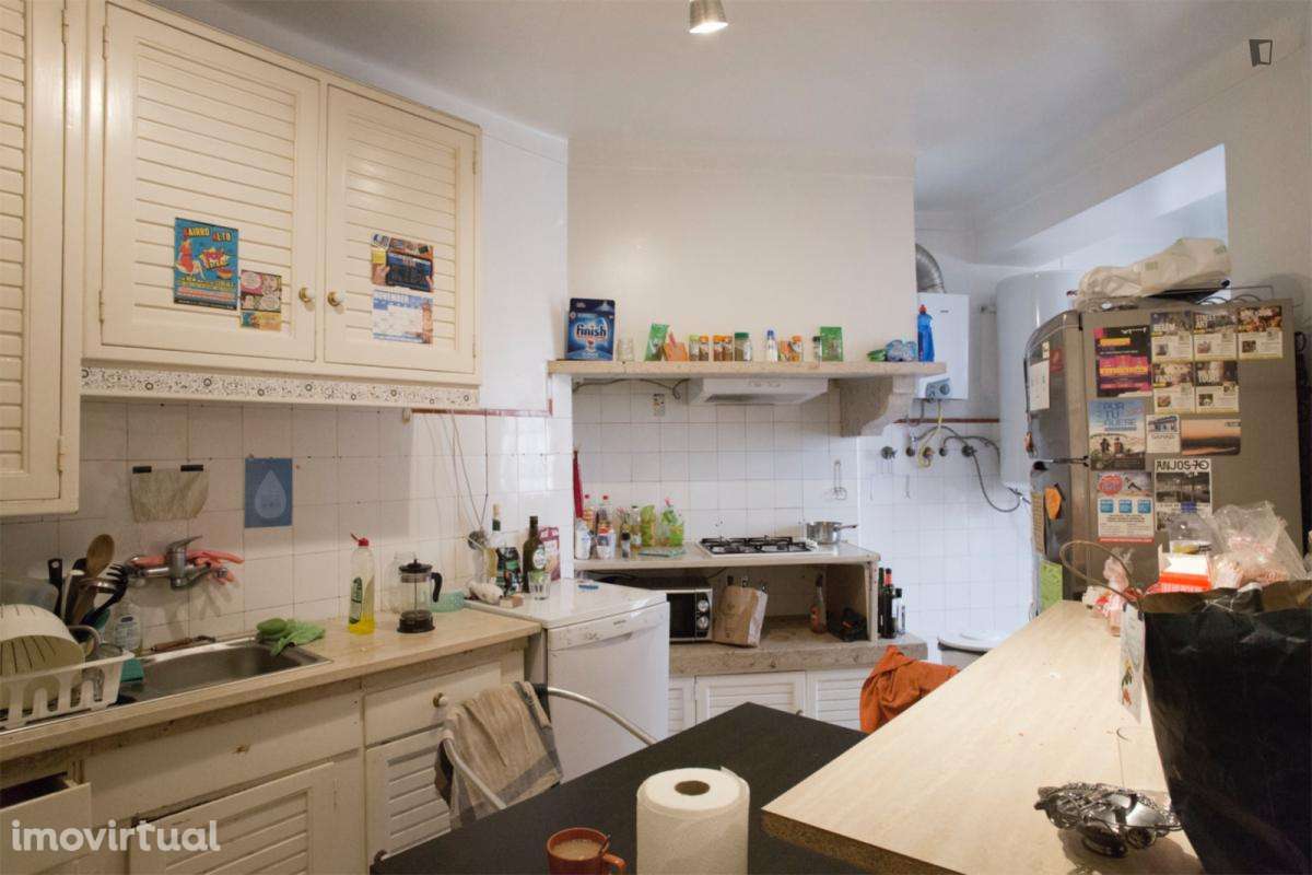 Quarto - localizado em Arroios Lisbon - Grande imagem: 3/15