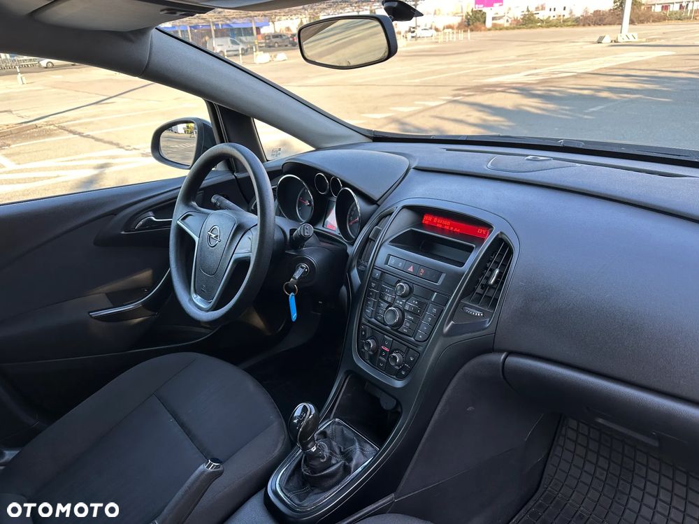 Opel Astra 1.7 CDTI DPF - 26