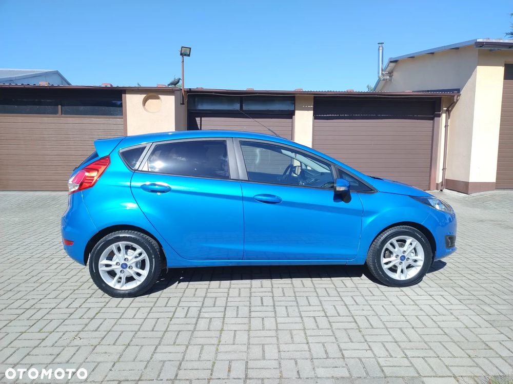 Ford Fiesta 1.25 Celebration - 13