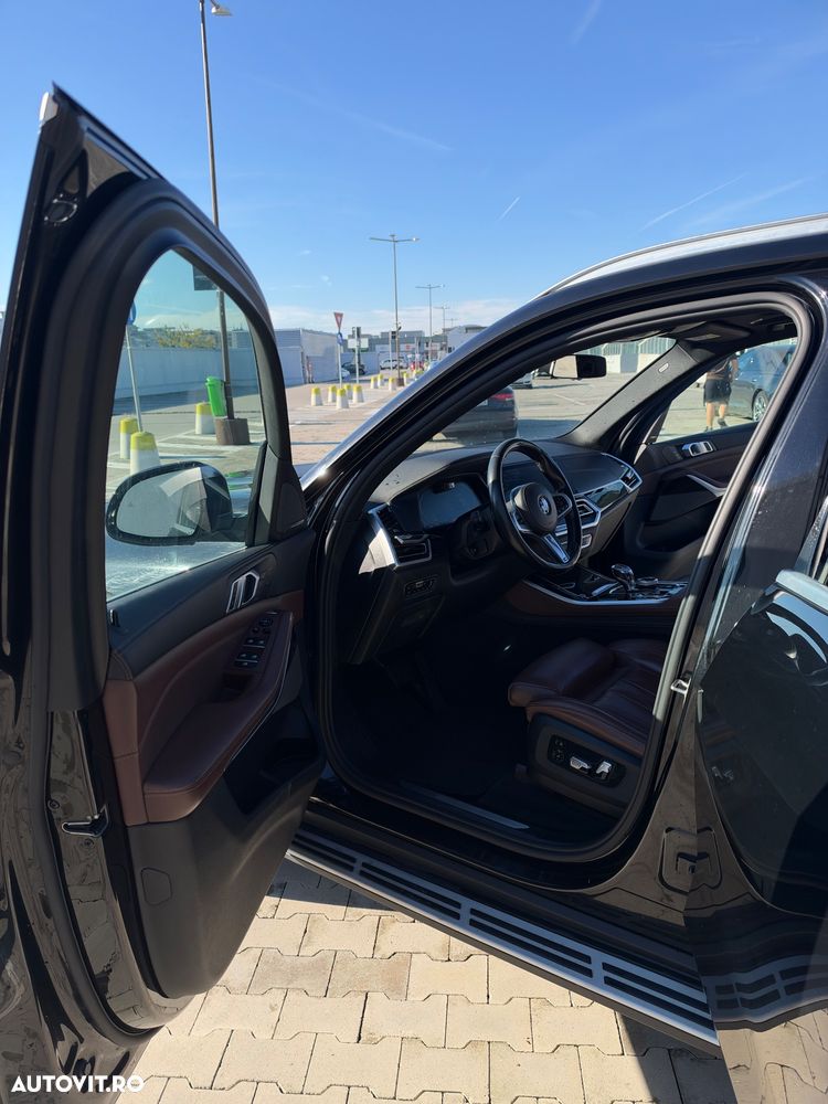 BMW X5 2020 — imagine 9