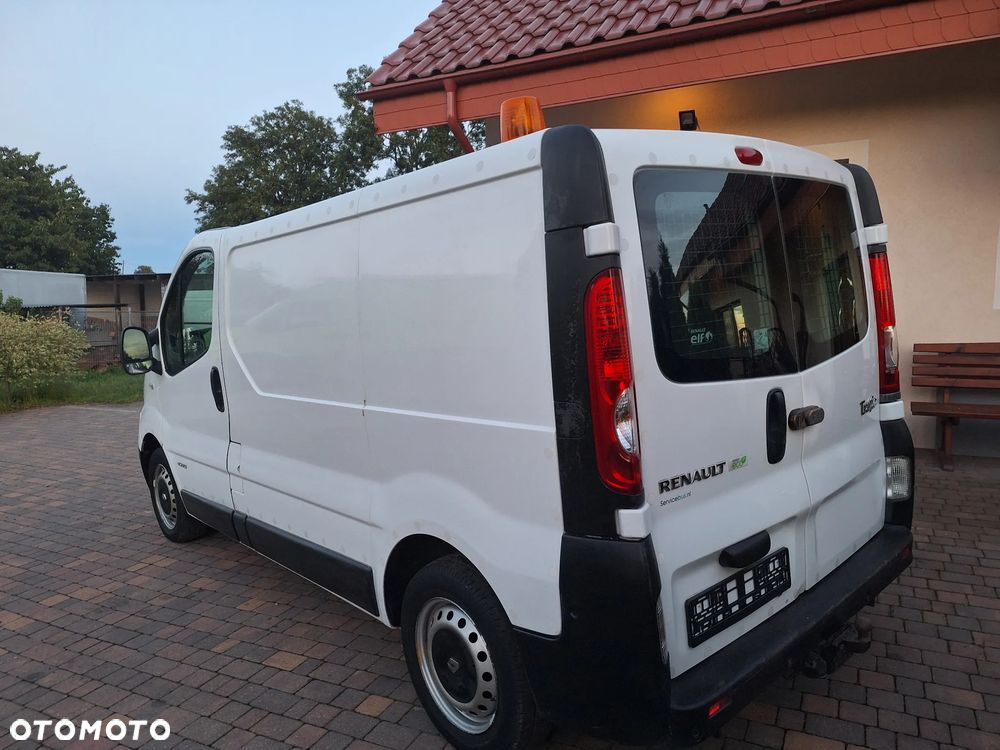Renault Trafic - 19