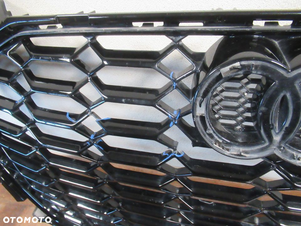 GRILL GRIL ATRAPA AUDI RS4 B9 8W0853651BF 8W0853651BG 2017- - 6