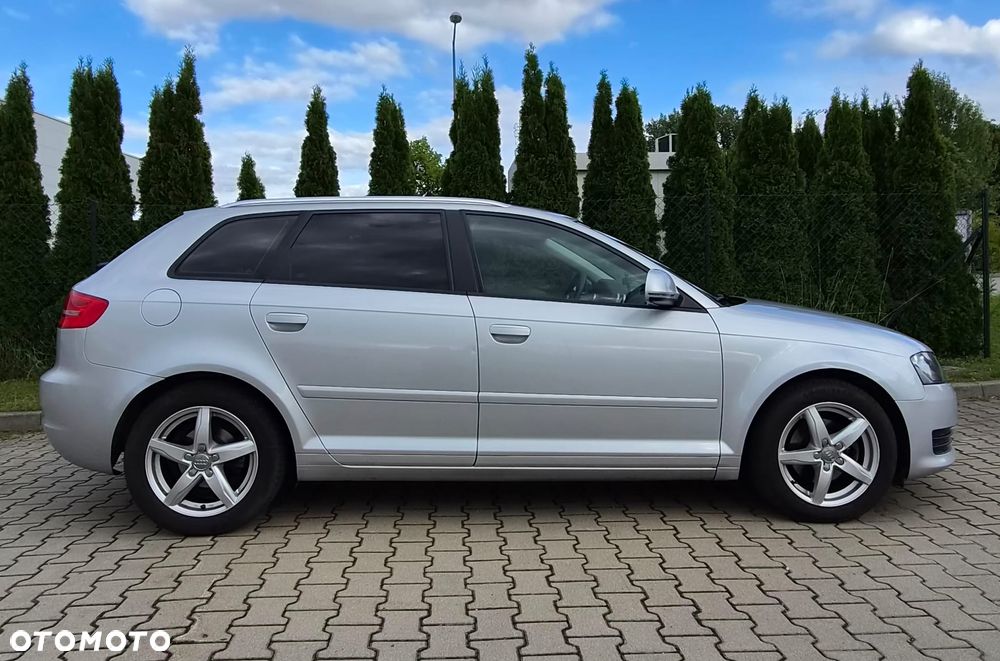 Audi A3 Sportback 1.9 TDI DPF Attraction - 9
