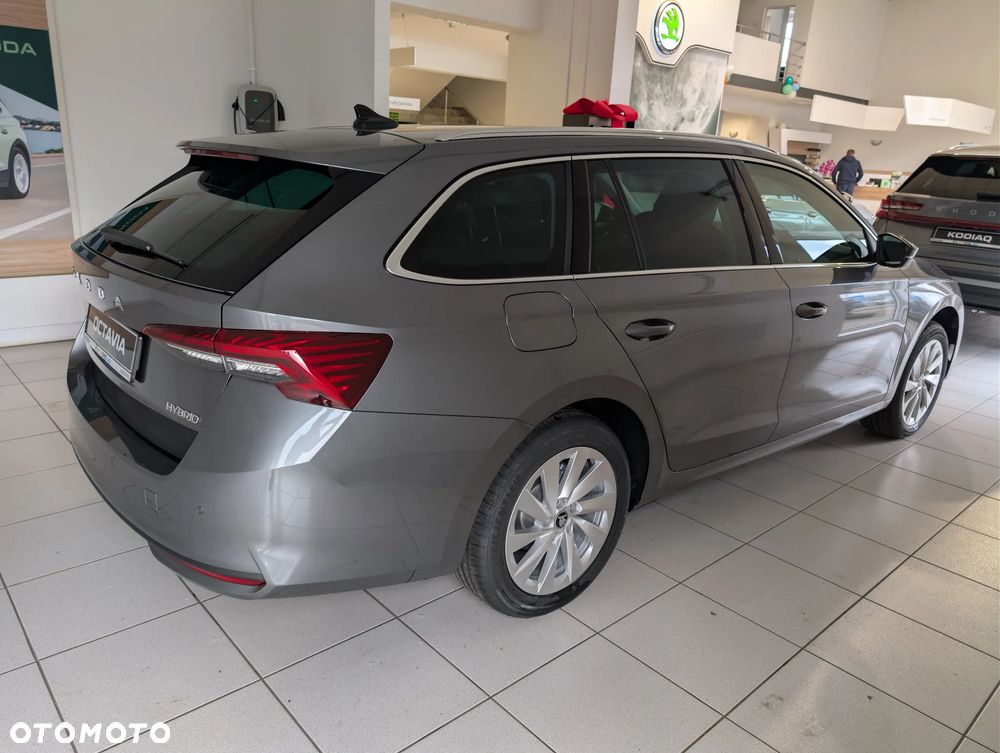 Skoda Octavia - 6