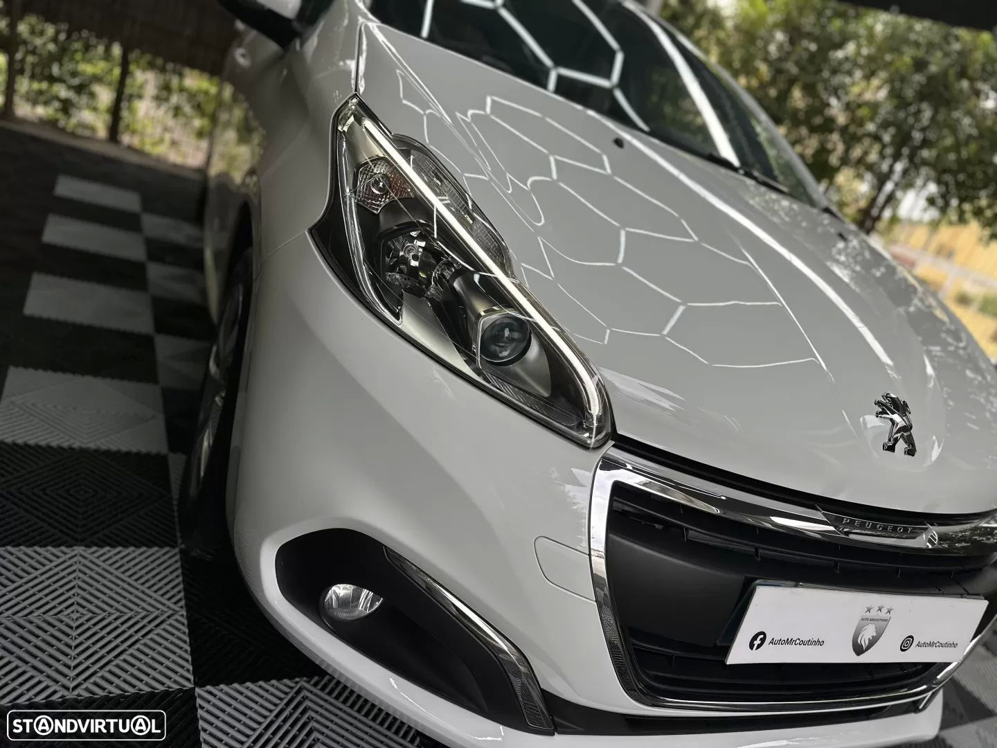 Peugeot 208 1.2 PureTech Active - 8