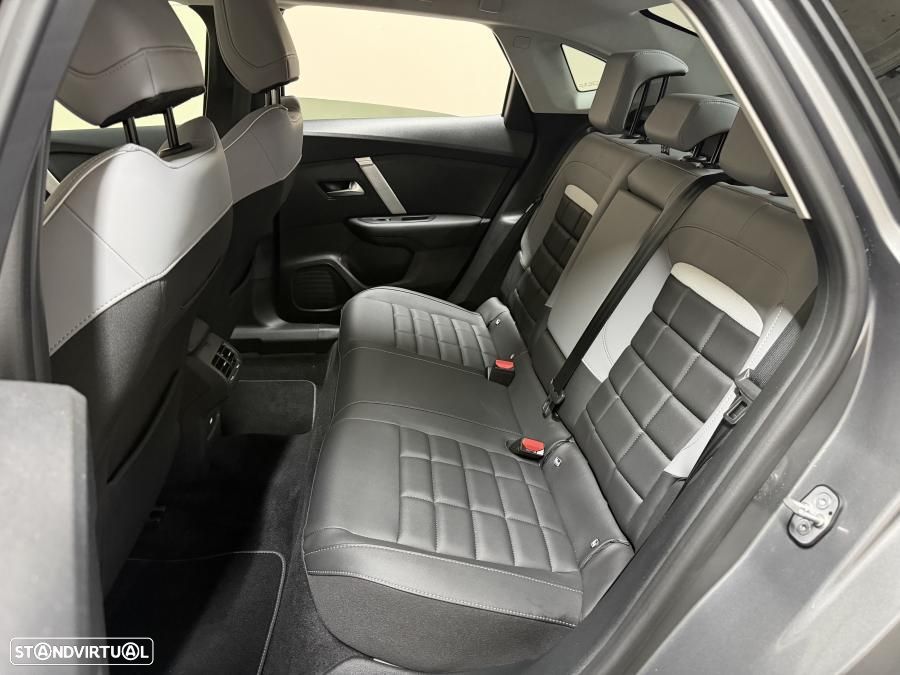 Citroën e-C4 X 54 kWh Autonomia Alargada Plus - 22