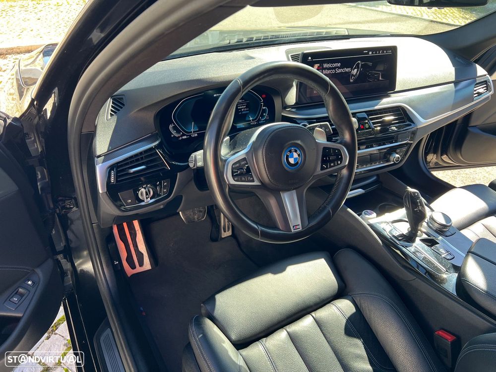 BMW 530 e Pack Desportivo M - 10