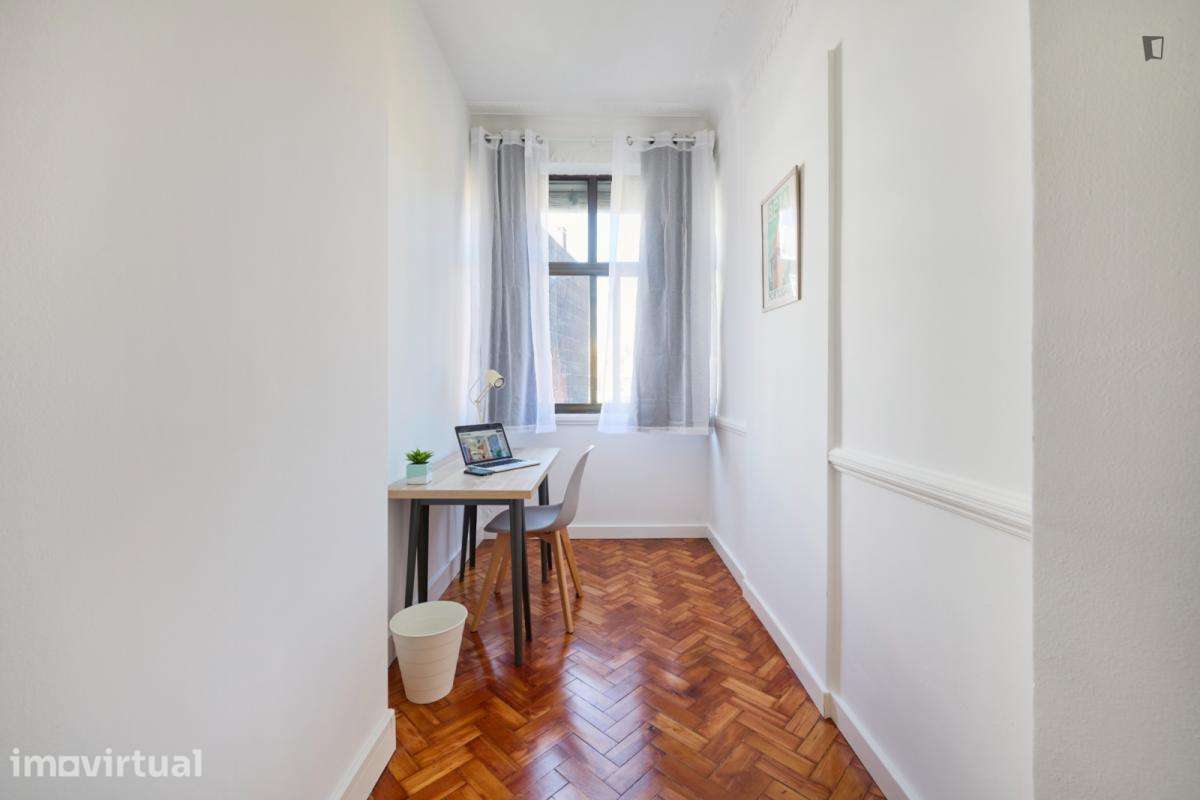 Quarto - localizado em Rato Lisbon - Grande imagem: 5/38