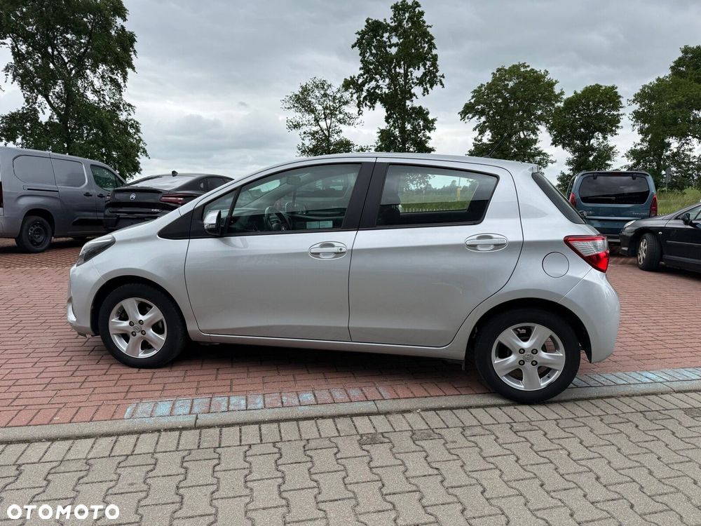 Toyota Yaris 1.5 Premium - 7