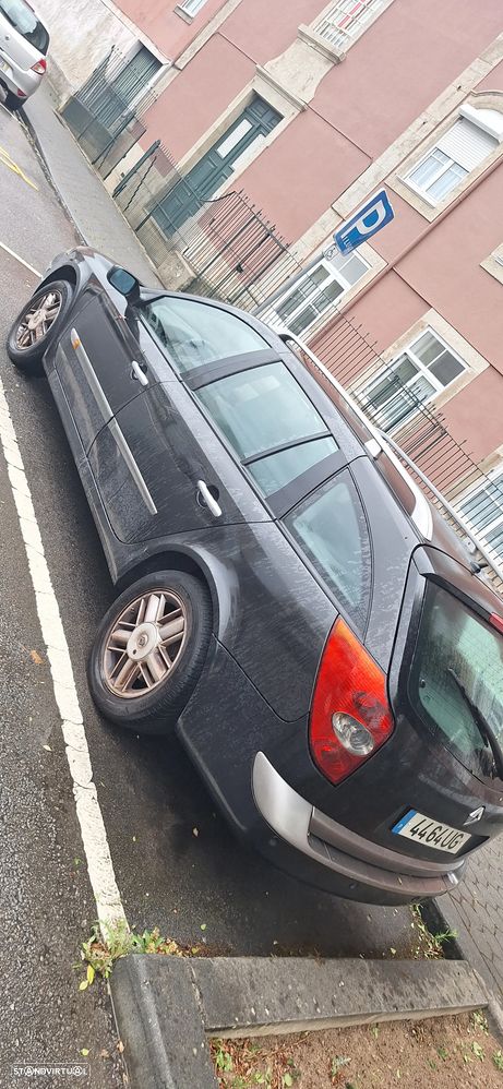 Renault Laguna Break 2.2 dCi Privilège - 3