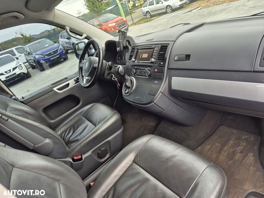 Volkswagen Multivan - 16