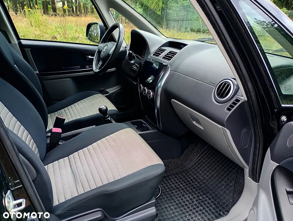 Suzuki SX4 1.6 VVT 4x4 Comfort - 10