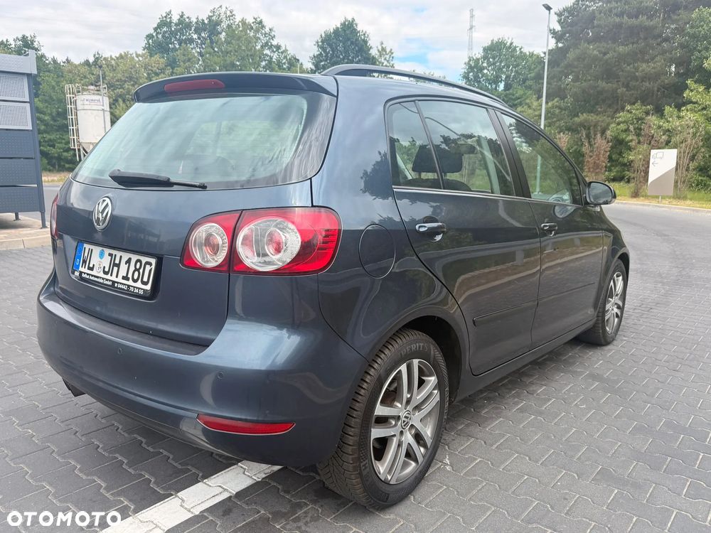 Volkswagen Golf Plus - 10