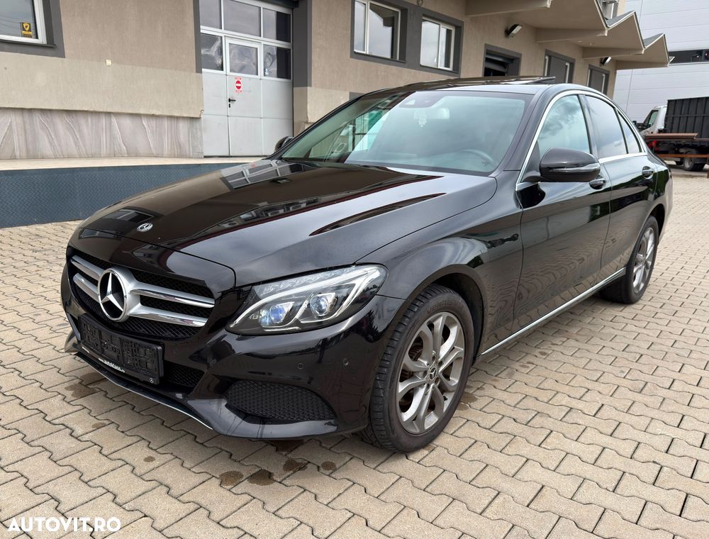 Mercedes-Benz C 220 d 4Matic 9G-TRONIC Avantgarde - 10