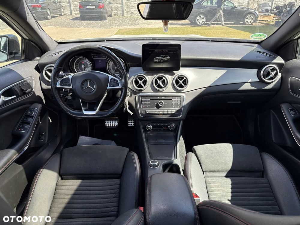 Mercedes-Benz GLA 200 7G-DCT AMG Line - 7