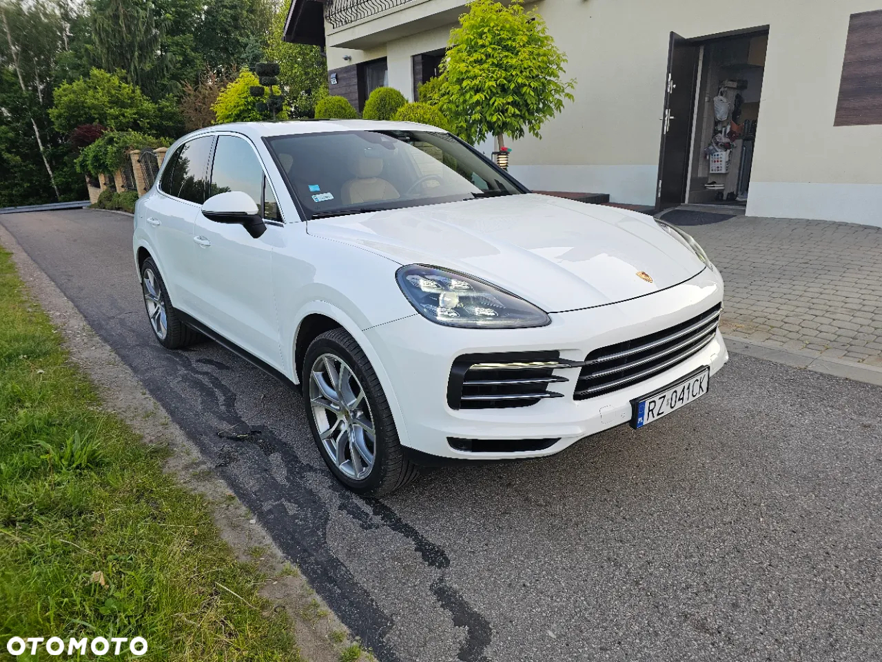 Porsche Cayenne Coupe - 10