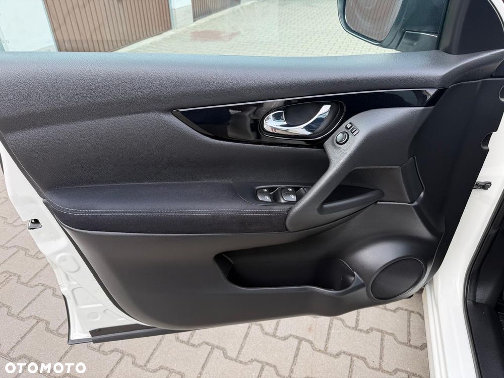 Nissan Qashqai 1.5 dCi DCT TEKNA+ - 32
