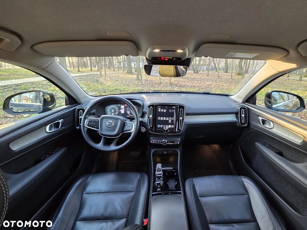 Volvo XC 40 T3 Geartronic Inscription - 17